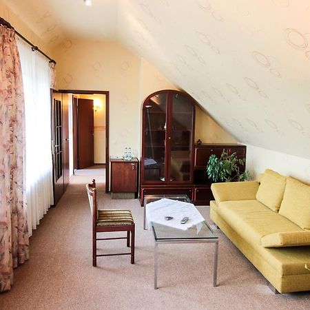 Hotel-Restaurant Lowen Suessen ภายนอก รูปภาพ