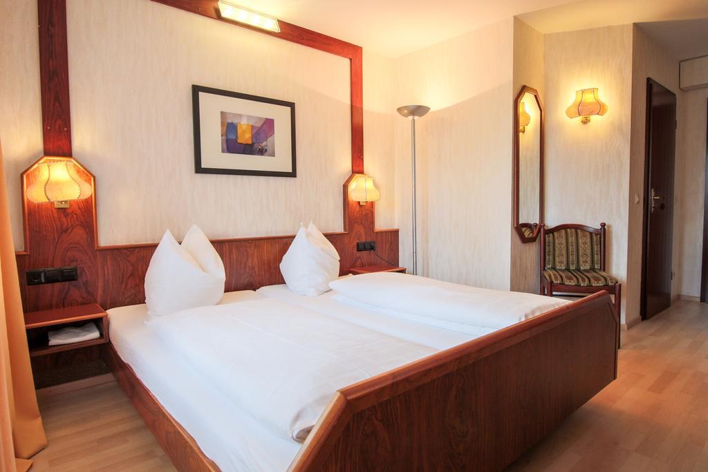 Hotel-Restaurant Lowen Suessen ห้อง รูปภาพ