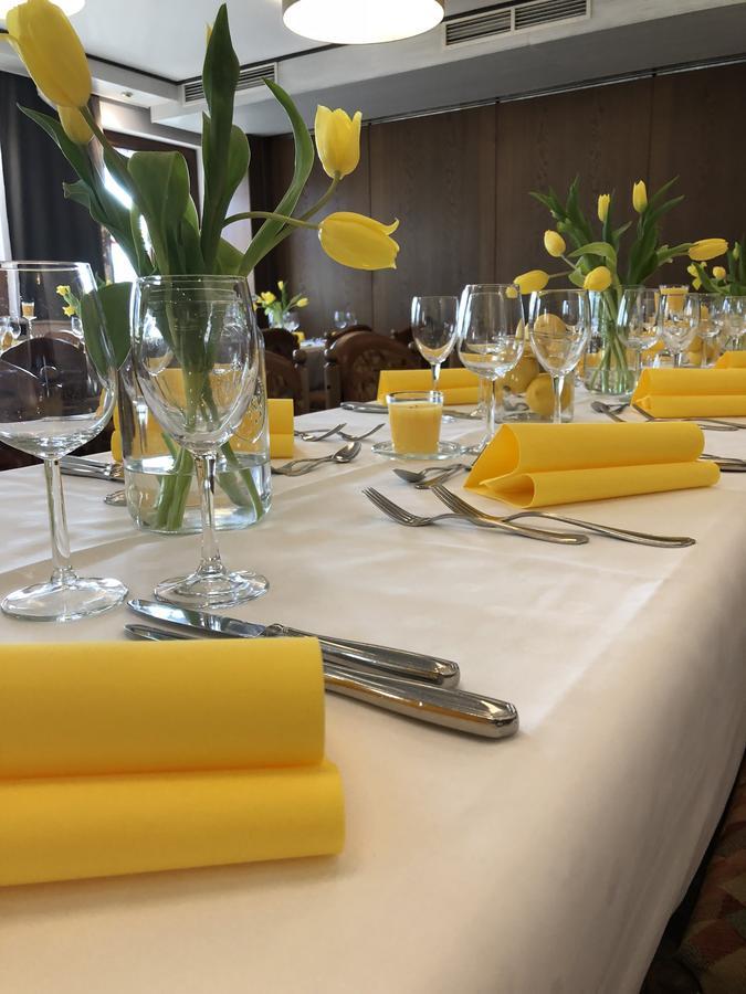 Hotel-Restaurant Lowen Suessen ภายนอก รูปภาพ